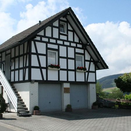 Ferienhaus Zur Ennest Schmallenberg Exterior foto