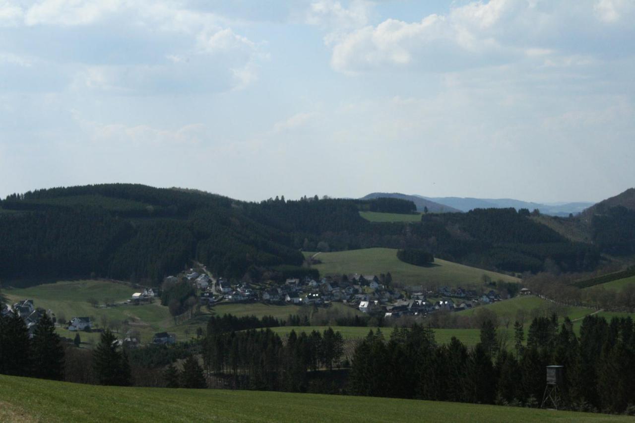 Ferienhaus Zur Ennest Schmallenberg Exterior foto